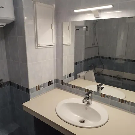 California Complex * ساني بيتش