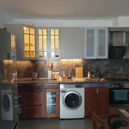 California Complex شقة