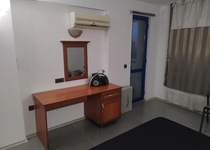 California Complex Apartman *