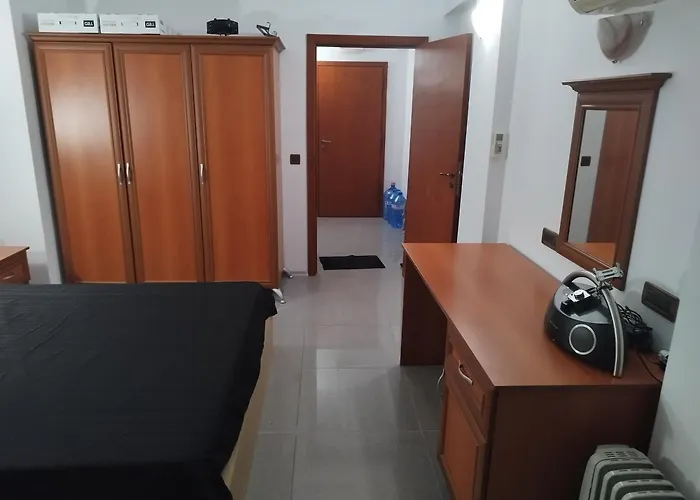 California Complex Sunny Beach