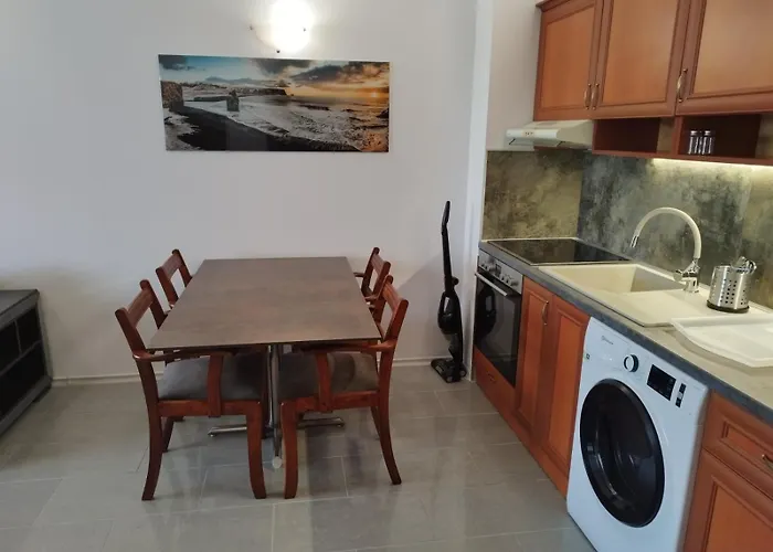 California Complex * Sluneční pobřeží