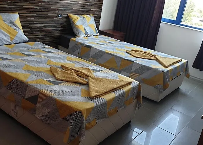 California Complex * Слънчев бряг